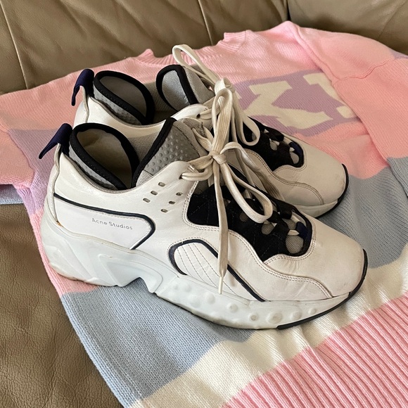 Acne Manhattan Women's Sneakers
LIKE NEW - Picture 7 of 9